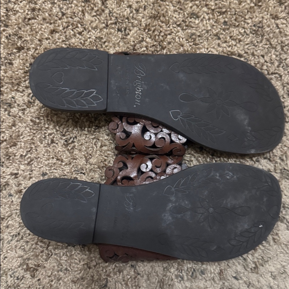 Brighton Brown Cutout Leather Thong Sandals with Metal Accent - Picture 3 of 4